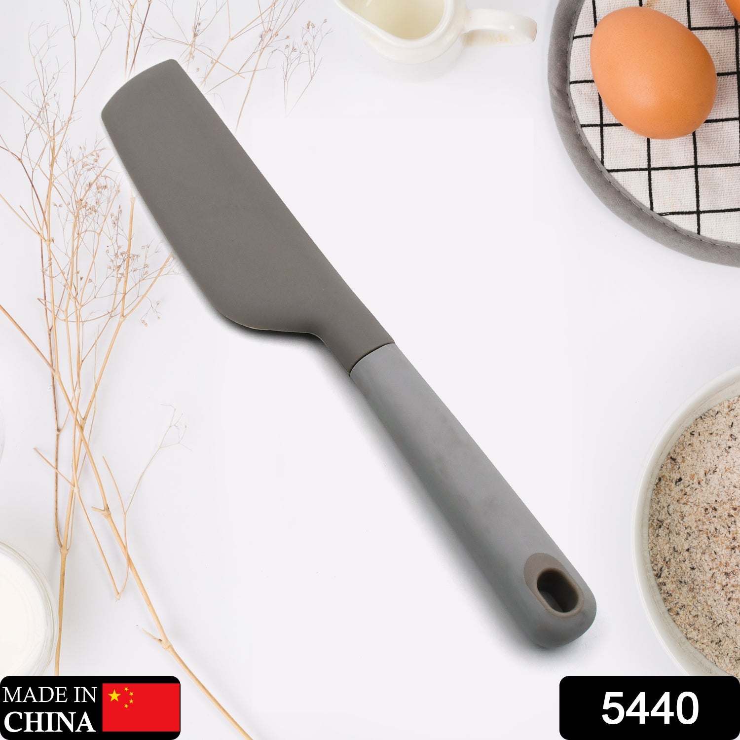 Spatula Kitchen Omelet Turner Silicone Non-Stick Omelet Scraper Silicone Pigment Scraper with Non Slip Grip for Kitchen Omelet Pancake - Bhavnagar Deodap