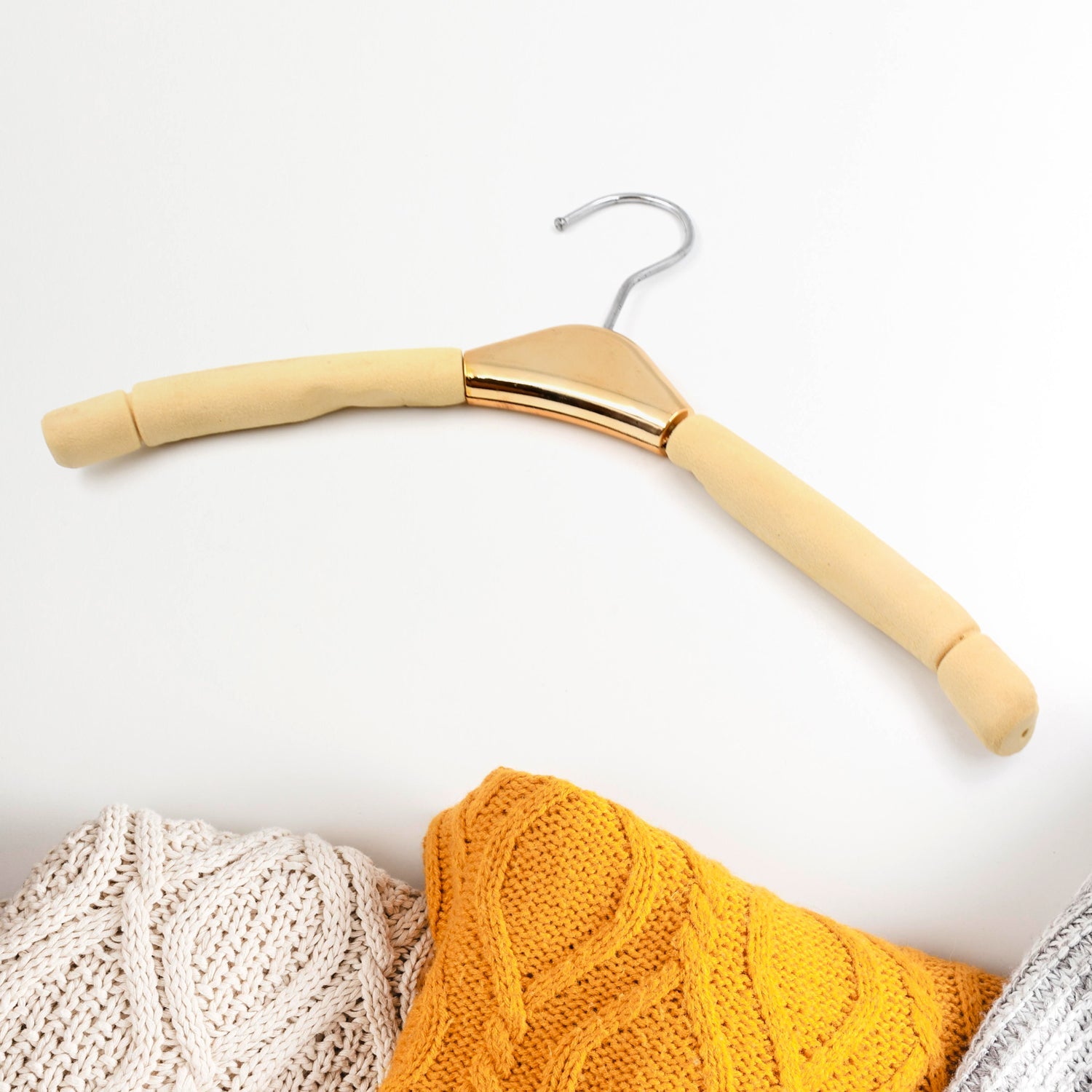 Solid Sponge Hanger Non-Slip Hanger Home No Trace Clothes Hanging Pants Clip Clothing Store Hangers, Clothes Hanger for Closet Wedding Dress Women, Men, Children Clothing - Bhavnagar Deodap