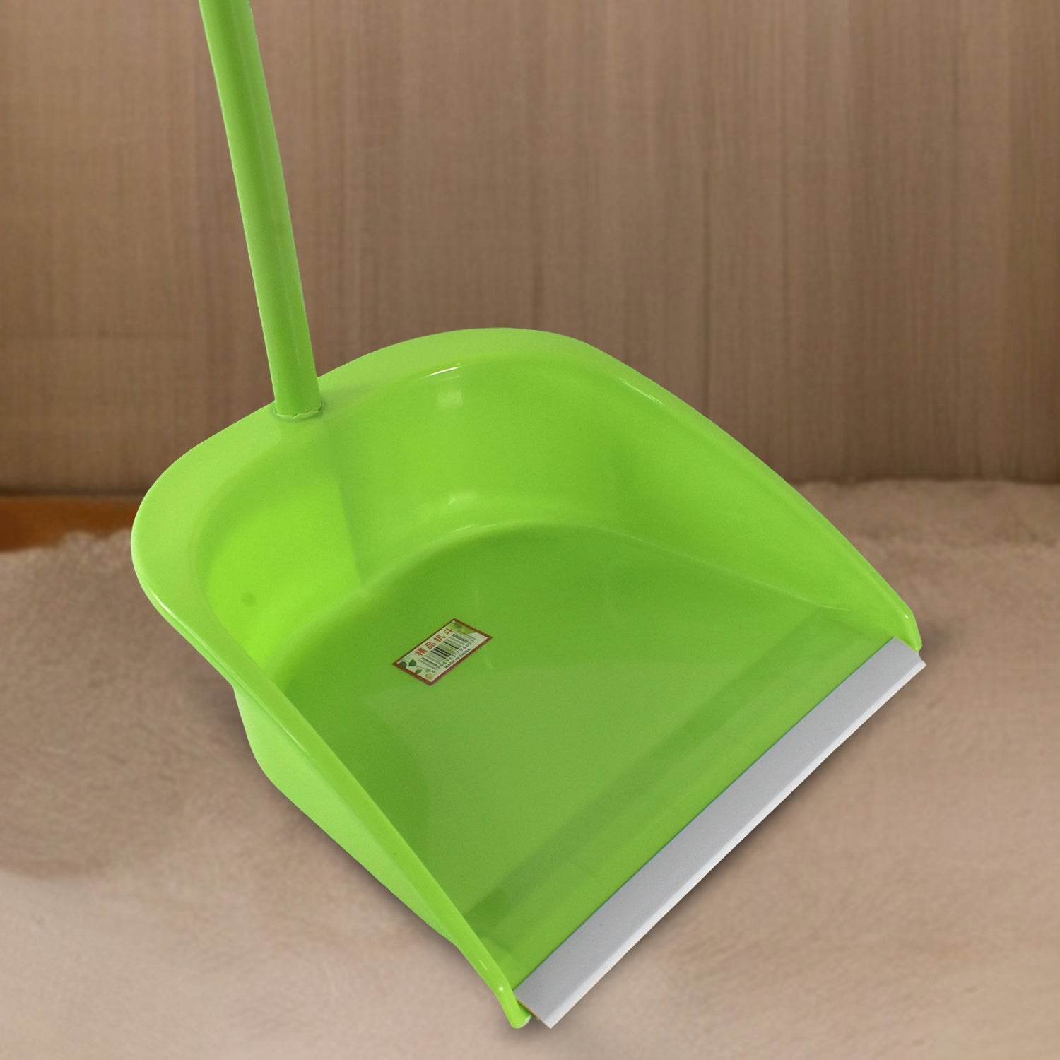 HANDLE DUSTPAN AND BRUSH FOR SWEEPING & CLEANING DUST