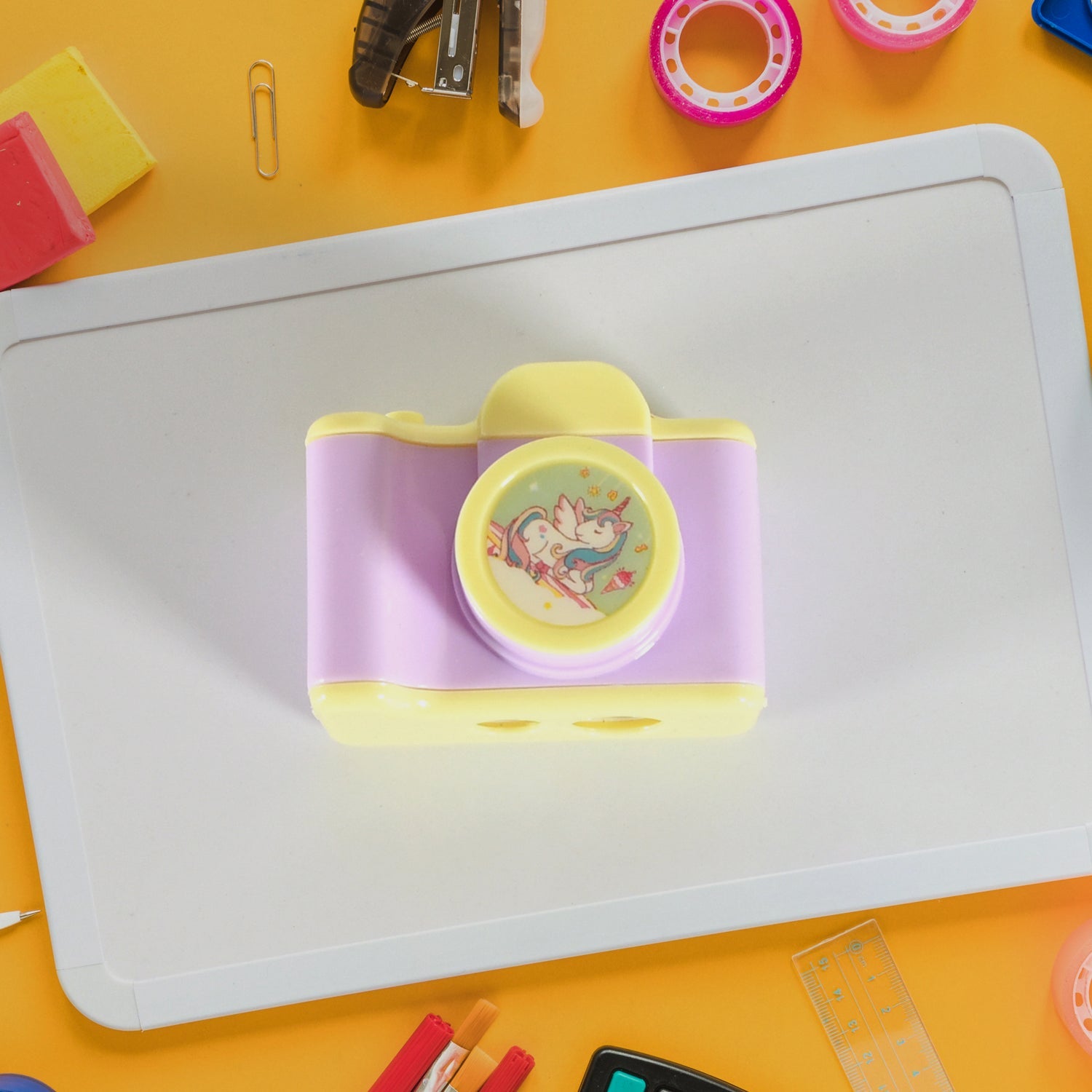 Fashionable and Convenient, Lightweight Manual Sharpener for Kids Boys Girls Birthday Return Gifts (1 Pc) - Bhavnagar Deodap