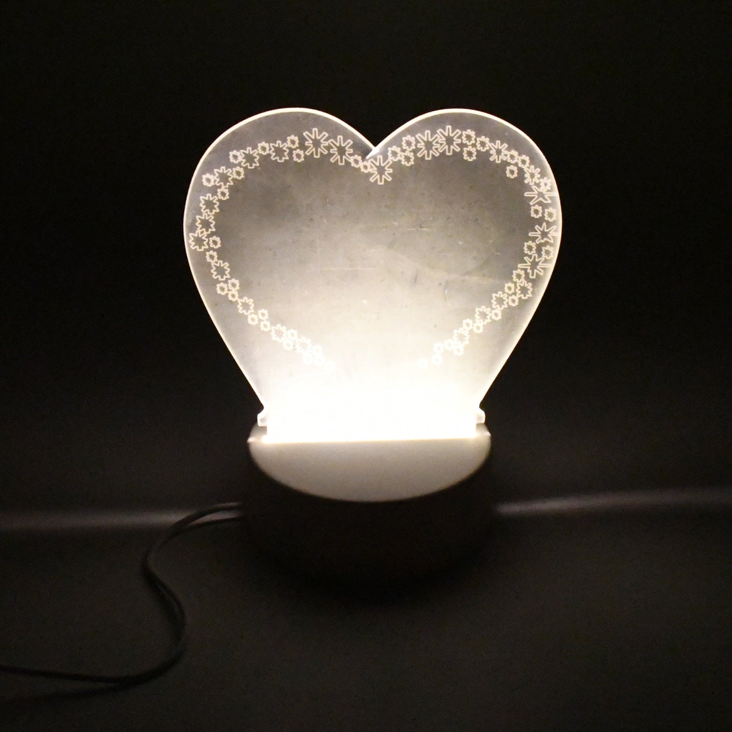 Creative Visualization Lamp 3 D Acrylic Decorative Lamp for Creative Keeps Notes Drawing Table Lamp for Home Decor / Bedroom / Gift / Office Decoration / Erasable Board (Heart-Shape / 1 pc) - Bhavnagar Deodap