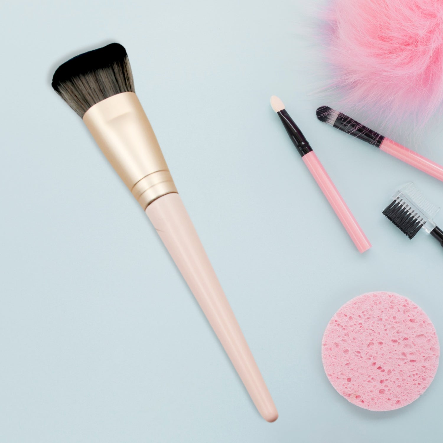 Beauty Face Brushes, Synthetic Bristle Professional Face And Eye Makeup Brushes, For Cream, Liquid And Powder Formulation (1 Pc) - Bhavnagar Deodap