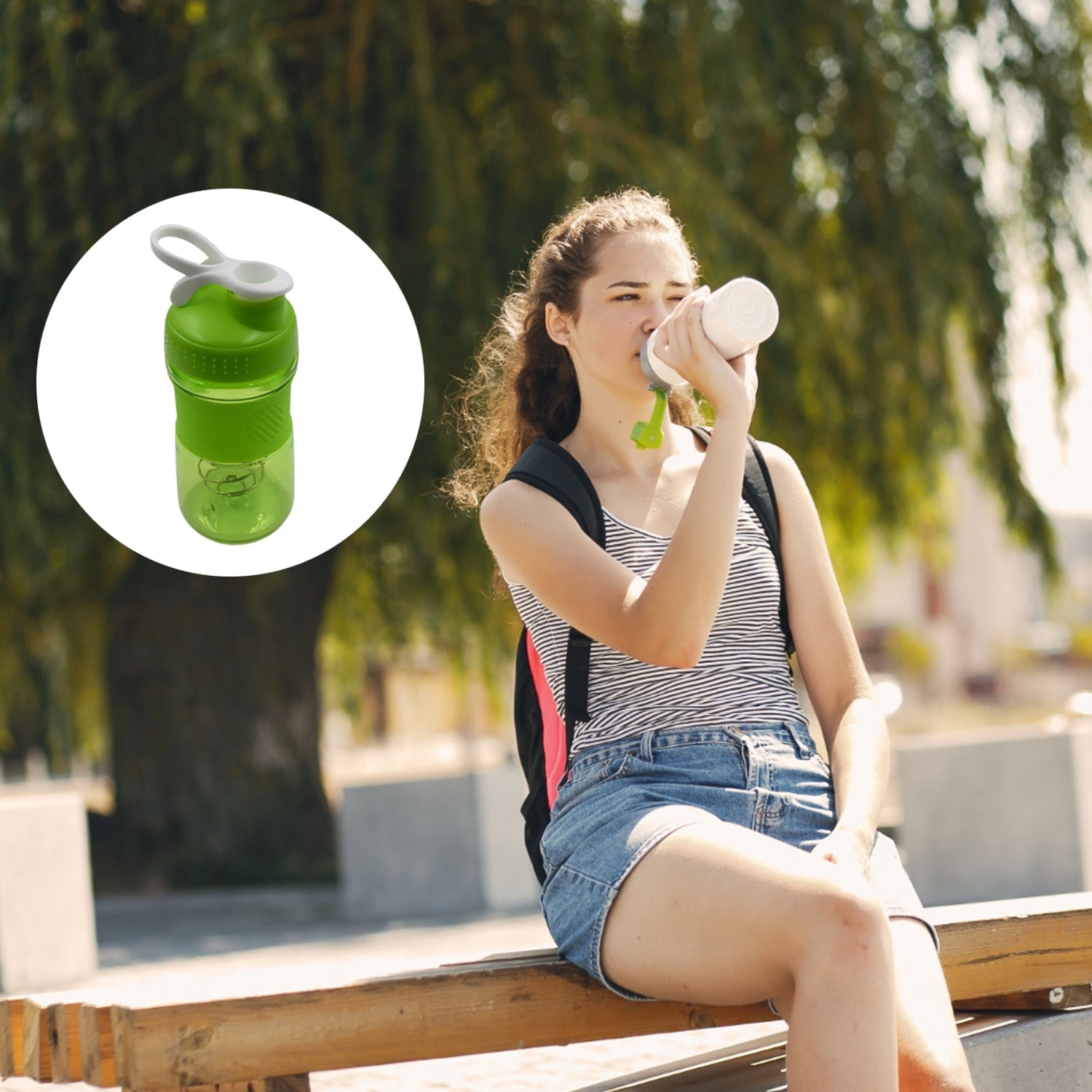 Shaker Bottle for Protein Mixes Pre Workout Shaker Bottles with A Small Stainless Blender Ball and Grip, BPA Free - Bhavnagar Deodap