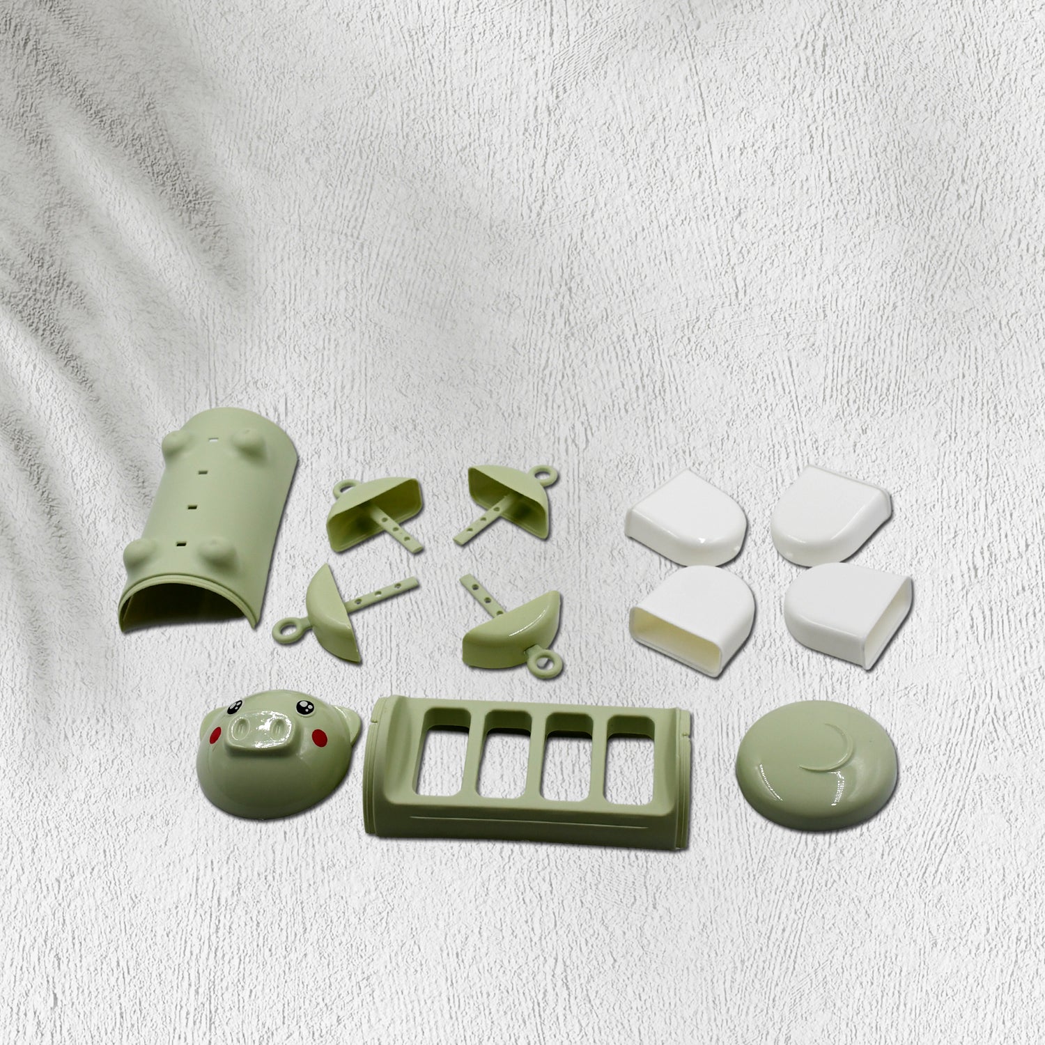 Pig Shape Mold Ice Candy, Popsicle Mold Ice, Plastic Ice Candy Maker Kulfi Maker Molds Set with 4 Cups - Bhavnagar Deodap