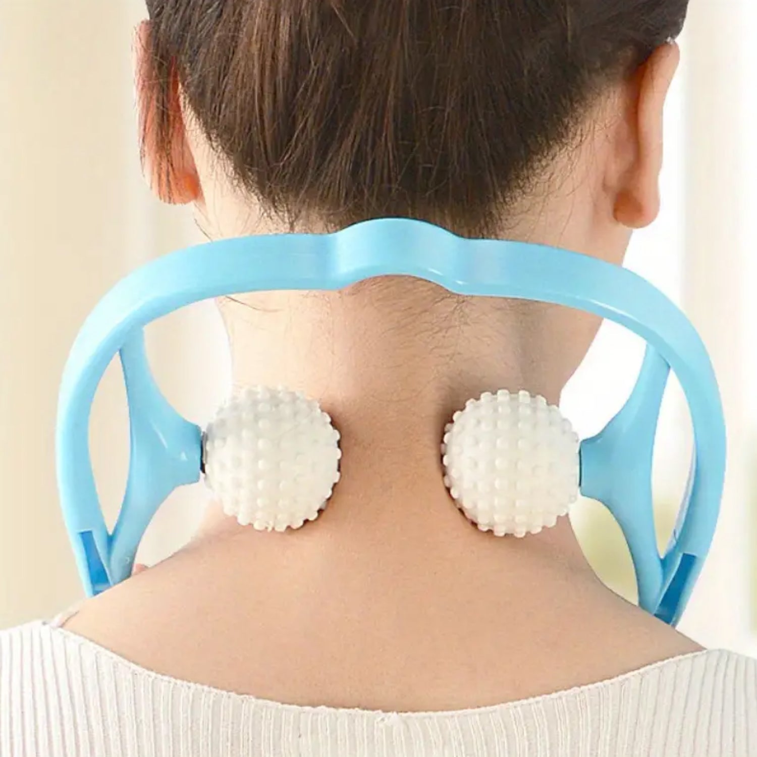Neck Shoulder Massager, 13.5x7.08in Portable Relieving the Back for Men Relieving the Waist Women - Bhavnagar Deodap