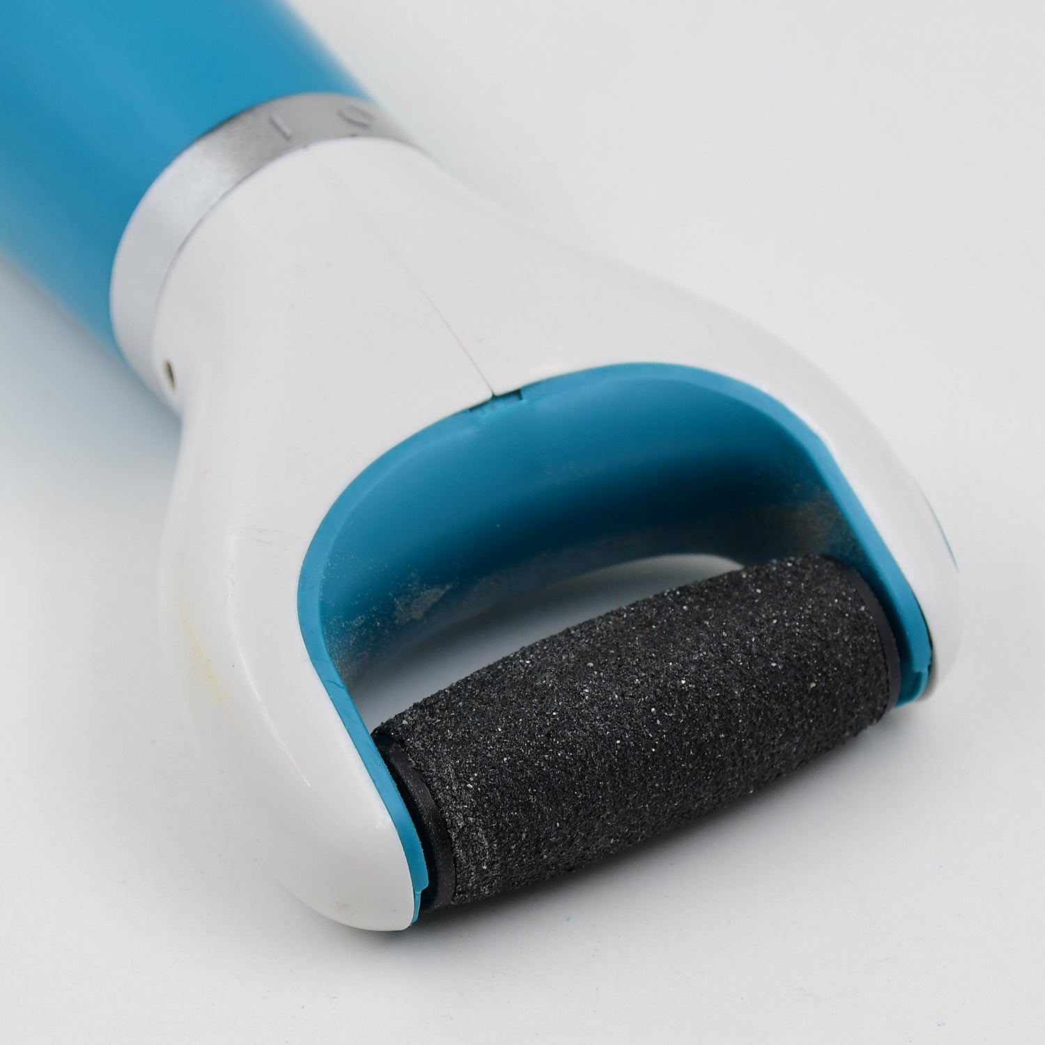 Electronic Dry Foot File, Callous Remover for Feet, Electric Foot with Roller Hard and Dead Skin- Regular Coarse, Baby smooth feet in minutes. For in home padicure foot care, Battery Powered & USB (Battery not included) - Bhavnagar Deodap