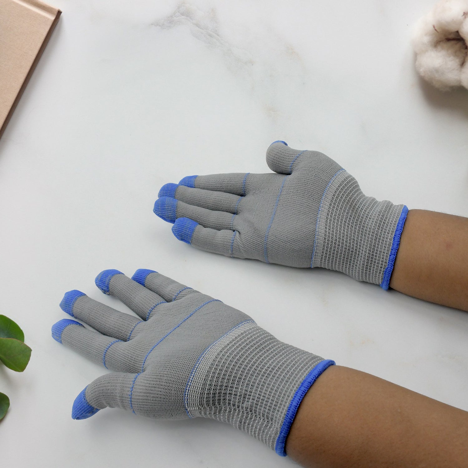 Small 1 Pair Cut Resistant Gloves Anti Cut Gloves Heat Resistant, Nylon Gloves, Kint Safety Work Gloves High Performance Protection. - Bhavnagar Deodap