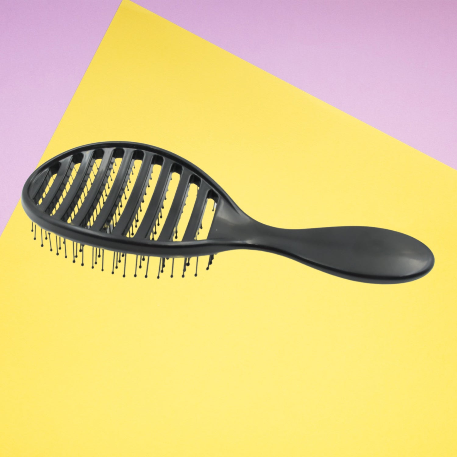 Anti-static Scalp Massage Hair Brush Comb for Curly Straight Hair,  Womens Hair Brush Wet, Detangling Brush for Curly Hair Detangler, Wet Hair Brush Detangler, Girls Hair Brush (1 Pc ) - Bhavnagar Deodap