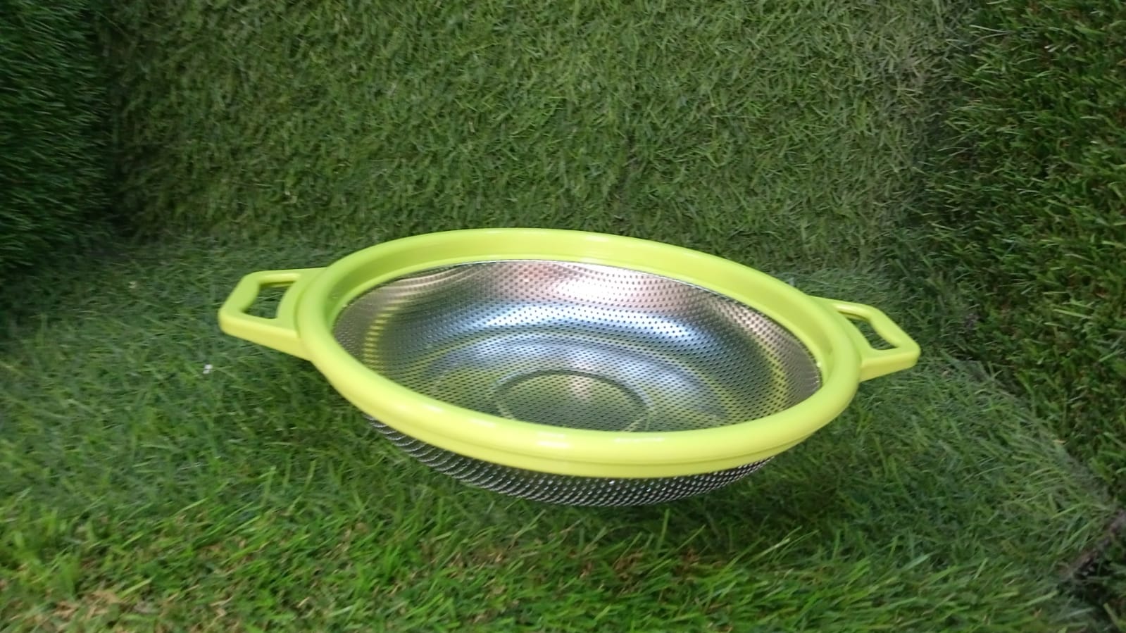 Stainless Steel Colander with Handle, Large Metal Green Strainer for Pasta, Spaghetti, Berry, Veggies, Fruits,  Kitchen Food Colander, Dishwasher Safe - Bhavnagar Deodap