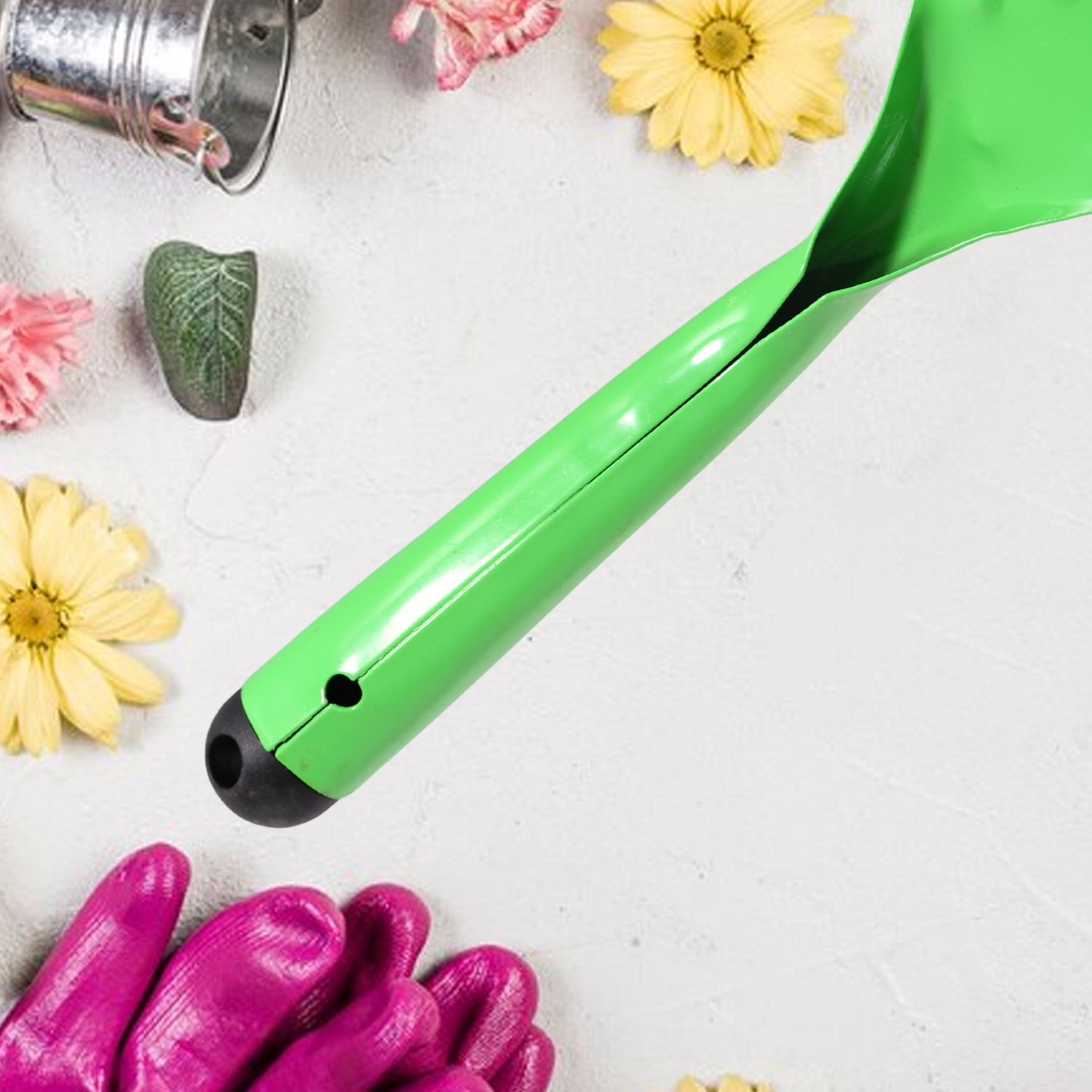 Heavy Duty Garden Tools, Gardening Metal Hand Cultivator Tools for Home Garden, Indoor and Outdoor Gardening for Plants, Agriculture, and Soil Tools (1 Pc)   - Bhavnagar Deodap