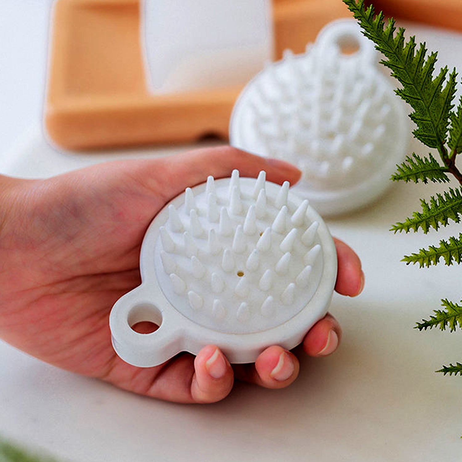 Comb Scalp Massage Brush, Hair brush, Hair Comb, Shower Brush, Bath Massage Brush, Small Portable Brush Washable Massage Comb Bath Shampoo Massages Effectively Remove Loose Short Hair - Bhavnagar Deodap