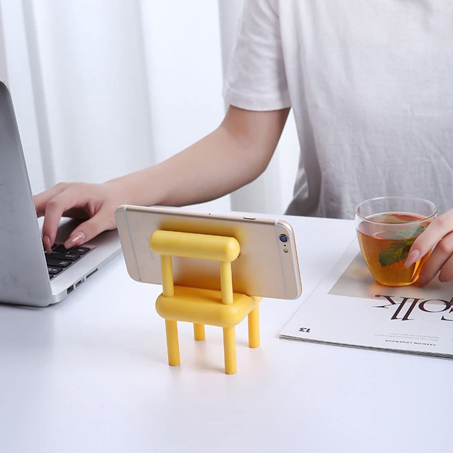 Mobile Phone Holder, Mini Chair Cell Phone Stand, Portable Smartphone Dock, Cellphone Holder for Desktop Design Compatible with All Mobile Phones (1 Pc) - Bhavnagar Deodap