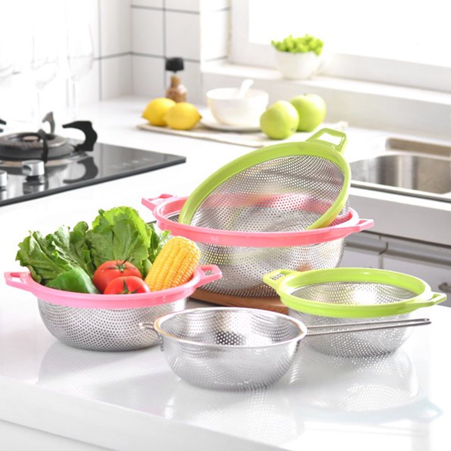 Stainless Steel Colander with Handle - Large Metal Mesh Basket Strainer (1 pc) - Bhavnagar Deodap