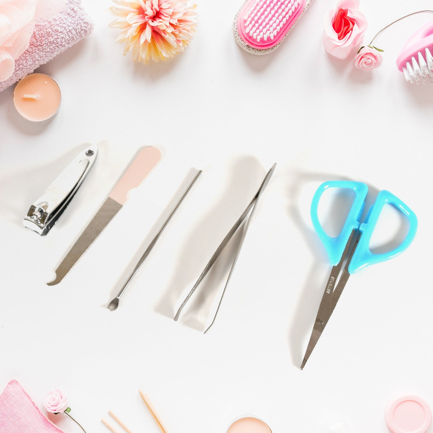 5 IN 1 Stainless Steel Professional Manicure Set, Nail Cutter For Women, Nail Scissors, Luxury Grooming Kit - Bhavnagar Deodap