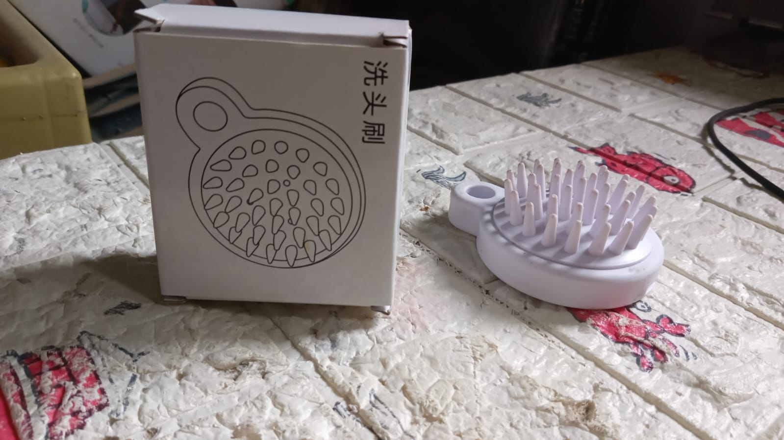Comb Scalp Massage Brush, Hair brush, Hair Comb, Shower Brush, Bath Massage Brush, Small Portable Brush Washable Massage Comb Bath Shampoo Massages Effectively Remove Loose Short Hair - Bhavnagar Deodap