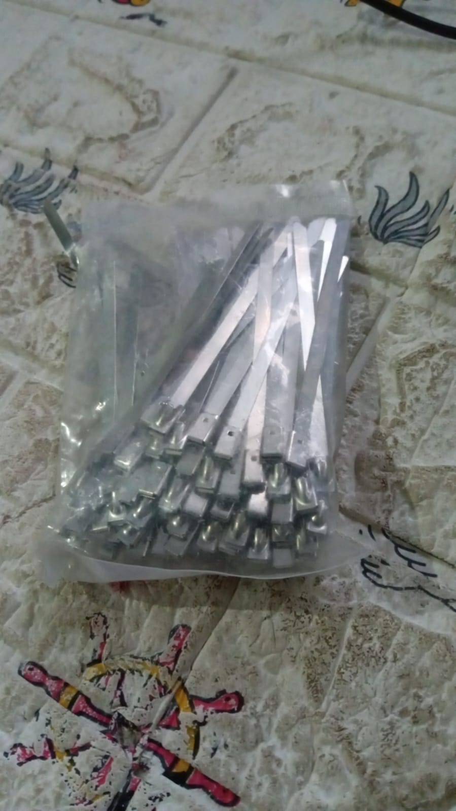 Stainless Steel Cable TIE Used for Solar, Industrial and Home Improvement Multipurpose HIGH Strength, Self-Locking Zip Ties, Multi-purpose Tie, Portable Rustproof 100Pcs Wide Application Zip Tie Set for Building (4.6x100MM /  100 pcs Set) - Bhavnagar Deodap