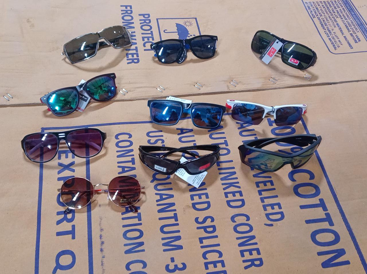 1Pc Mix frame Sunglasses for men and women. Multi color and Different shape and design. - Bhavnagar Deodap