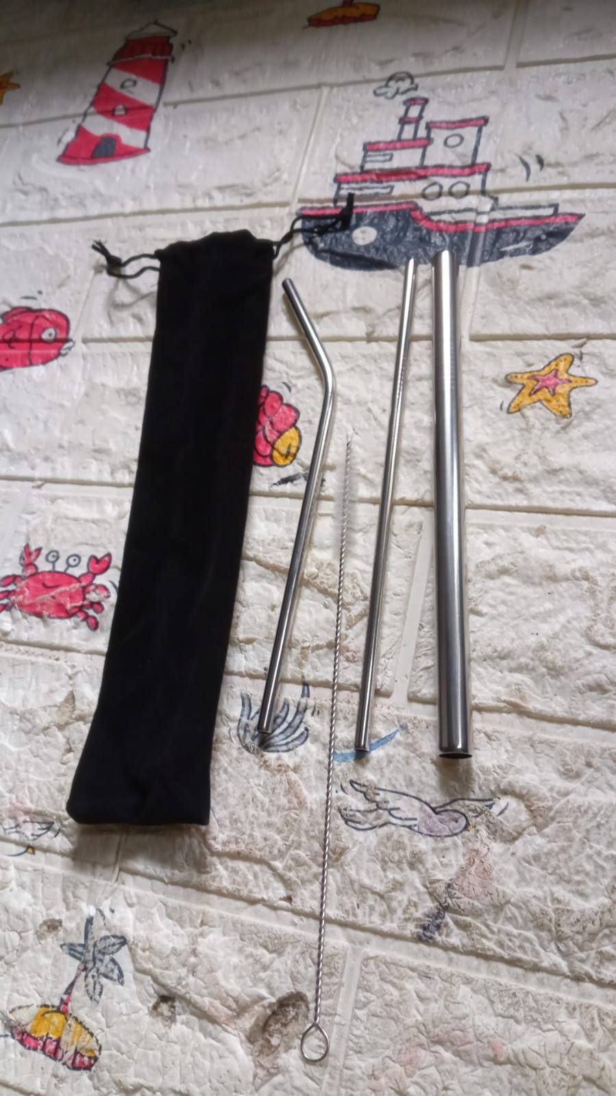 Reusable Stainless Steel Straws with Travel Case Cleaning Brush Eco Friendly Extra Long Metal Straws Drinking Set of 4 (2 Straight straws, 1 Bent straws, 1 Brush) - Bhavnagar Deodap