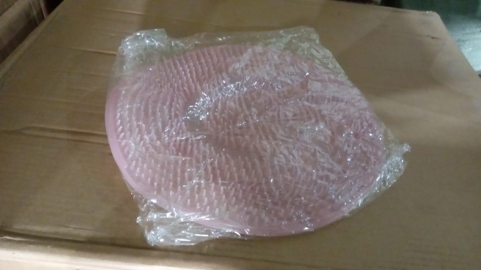 Round Shape Foot Rubbing / Bath Massager (30×30 CM / 1 Pc) - Bhavnagar Deodap