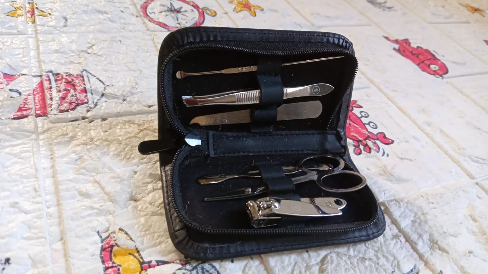 6-Piece Nail Clippers Kit with Travel Case: Professional Manicure Set, Stainless Steel - Bhavnagar Deodap