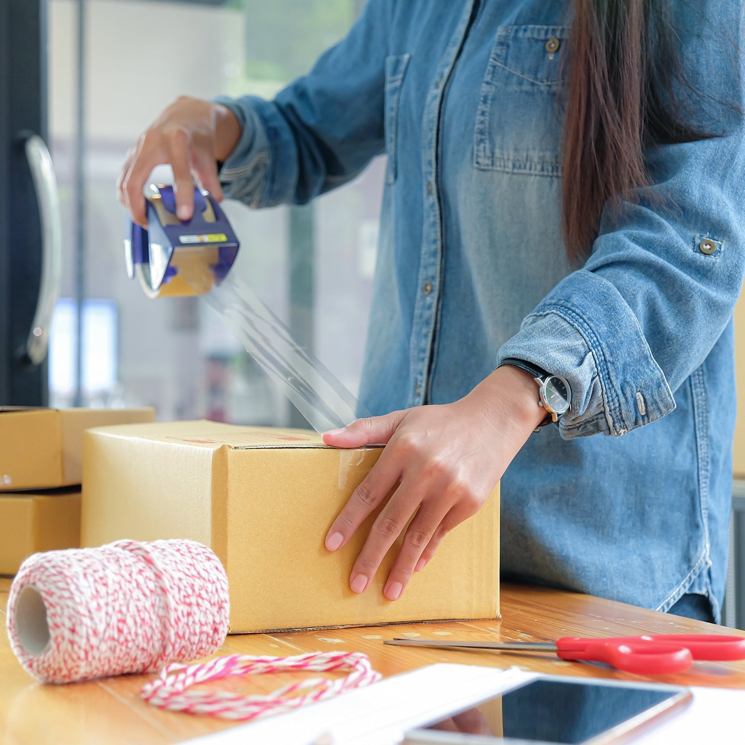 HIGH ADHESIVE TRANSPARENT TAPE FOR HOME PACKAGING. (120 meter) - Bhavnagar Deodap