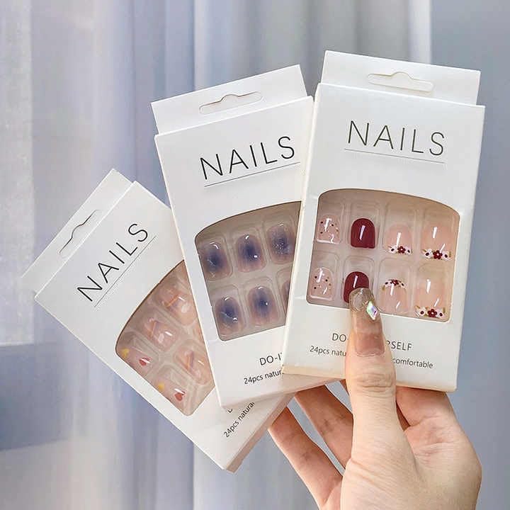 Fancy Nails 12pcs Artifical Nails For Women Reusable Vibrant - Bhavnagar Deodap