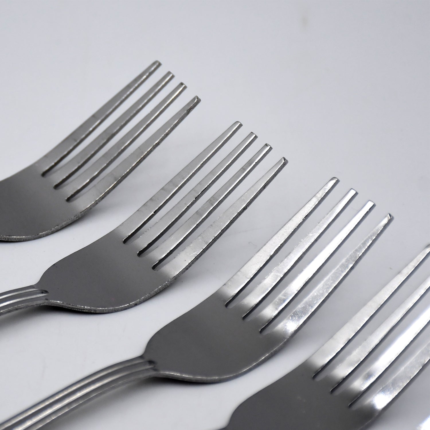 STEEL FORKS SET OF 6 - FORK SET FOR HOME AND KITCHEN FORK HIGH QUALITY PREMIUM FORK SET (6 PC SET ) - Bhavnagar Deodap