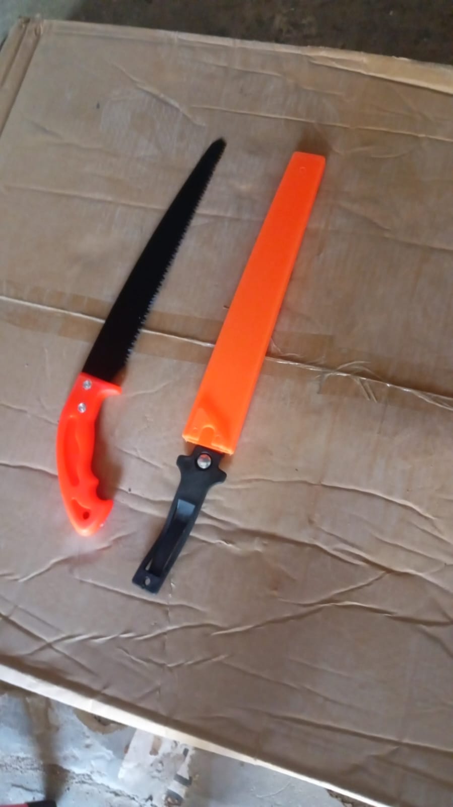 Hand Pruning Saw For Tree Branch Cutter (1 Pc With Cover) - Bhavnagar Deodap