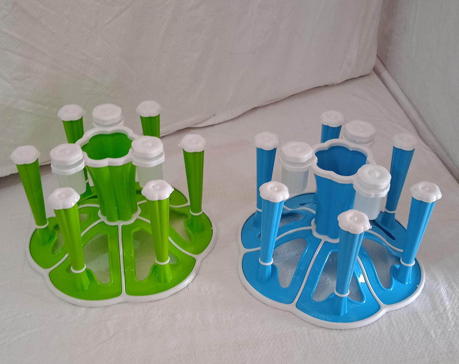 Miracle Plastic Glass Stand / Tumbler Holder / Glass Holder for Kitchen / Dining Table 6 Glasses Stand With 3 Pepper Salt (Moq :- 2 Pc) - Bhavnagar Deodap