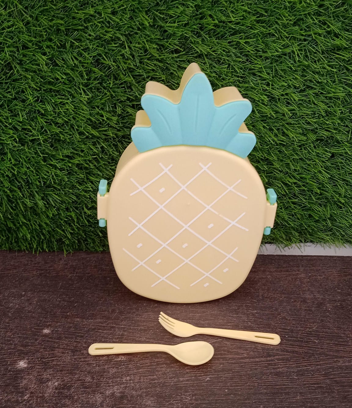 Kids Lunch Box Cute Pineapple Shaped Bento Box with Fork Spoon Snack Candy Container Microwave Portable Office Lunch Box (1 Pc / With Spoon & Fork) - Bhavnagar Deodap