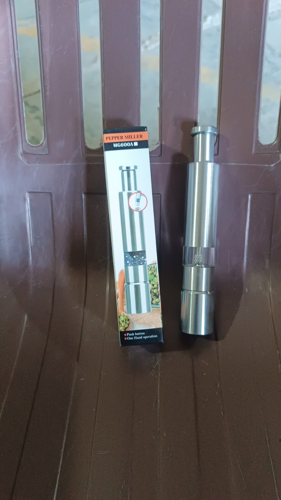 Stainless Steel Thumb Presser Salt and Pepper Grinder (1 Pc) - Bhavnagar Deodap
