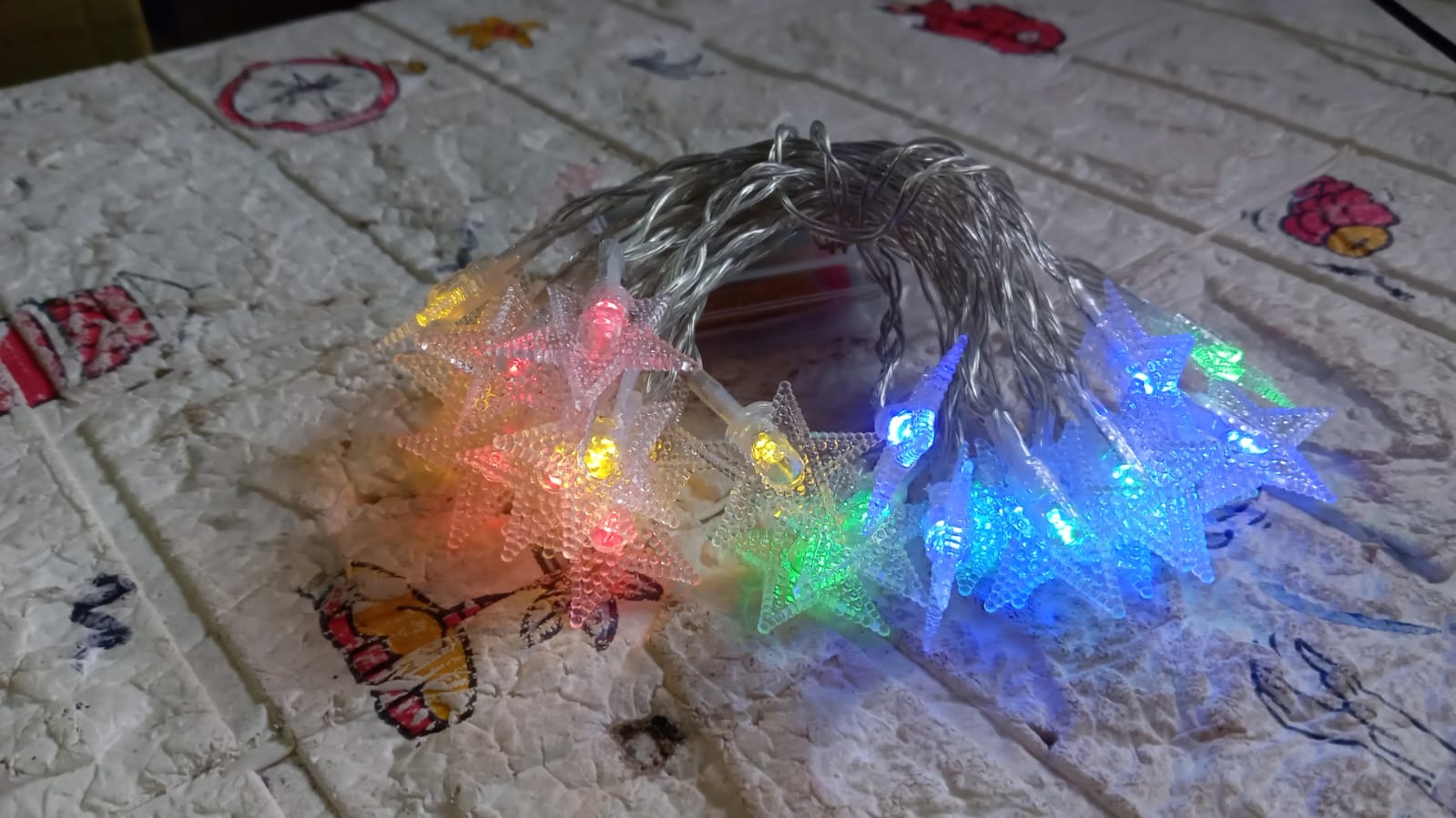 28 LED / Star 3.9 Meter Star Shape Led Light Battery Operated with Flashing Modes for Home Decoration, Kids Room, Waterproof Diwali & Wedding LED Christmas Light Indoor and Outdoor Light ,Festival Decoration (Multicolor Battery Not Included 3.9Mtr) - Bhavnagar Deodap