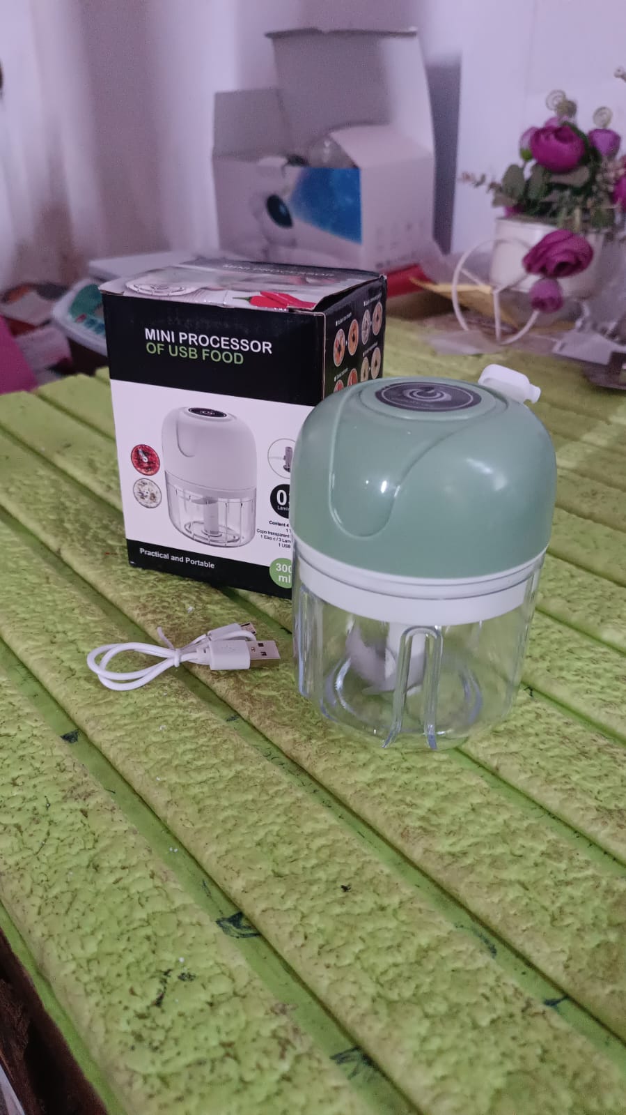 Wireless USB Rechargeable Mini Electric Garlic Machine / Chopper (250Ml) - Bhavnagar Deodap