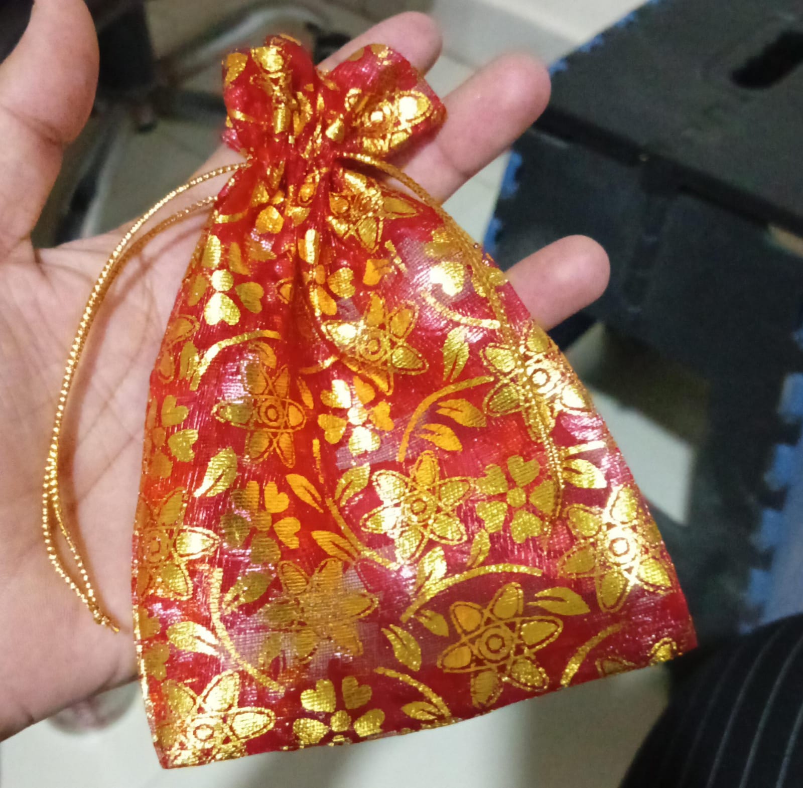 Net Fabric Drawstring Pouch for Dry Fruits Packing, Organza Shagun Potli Baba, Wedding Party Favor Gift Bags (Mix Size) - Bhavnagar Deodap