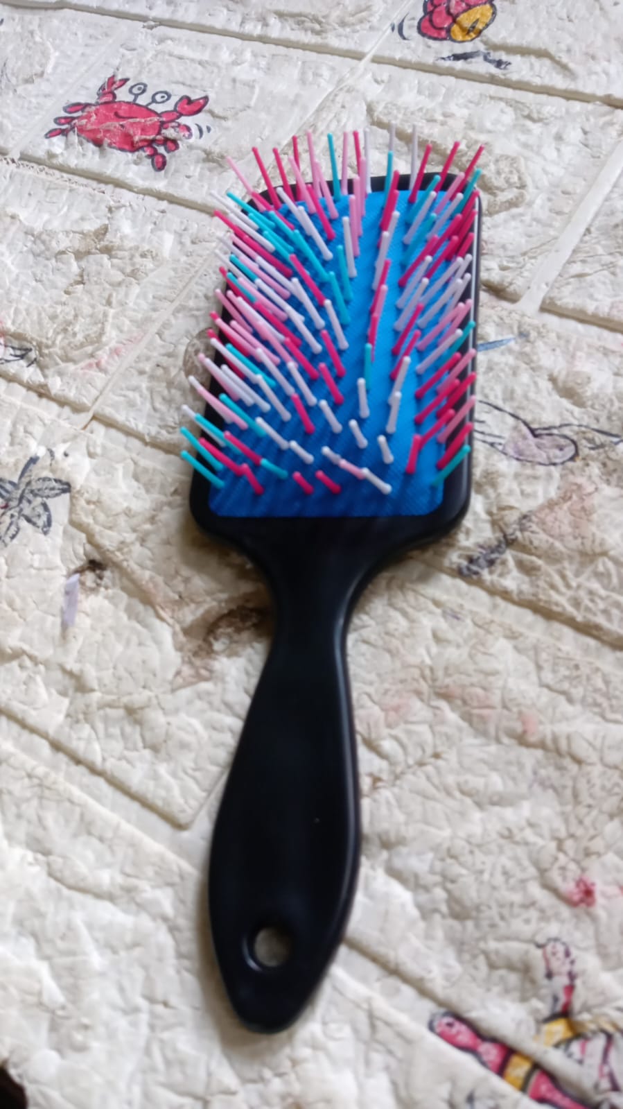 Massage Comb, Massage Hair Brush Ergonomic Matt Disappointment for Straight Curly Hair Cushion Curly Hair Comb For Detangling Professional Comb For Men And Women for All Hair Types, Home Salon DIY Hairdressing Tool  (1 Pc) - Bhavnagar Deodap