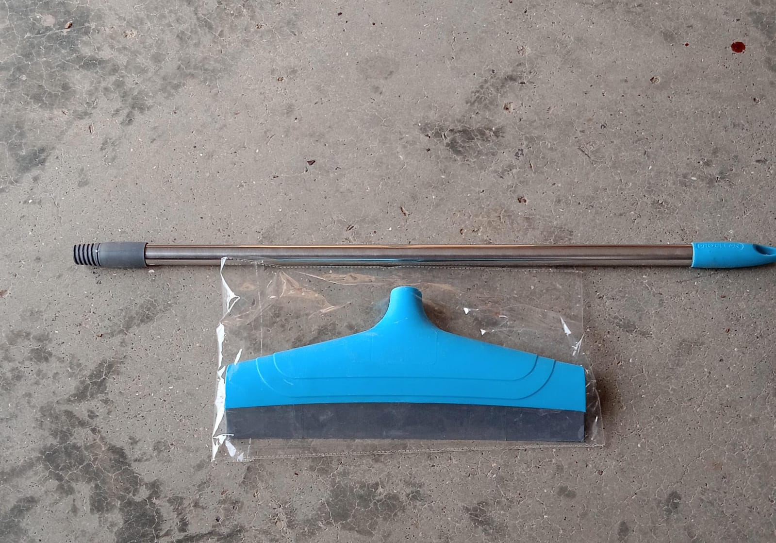 Telescopic Home / Bathroom Wiper 12 Inch (30 cm), Plastic Floor Wiper - Bhavnagar Deodap