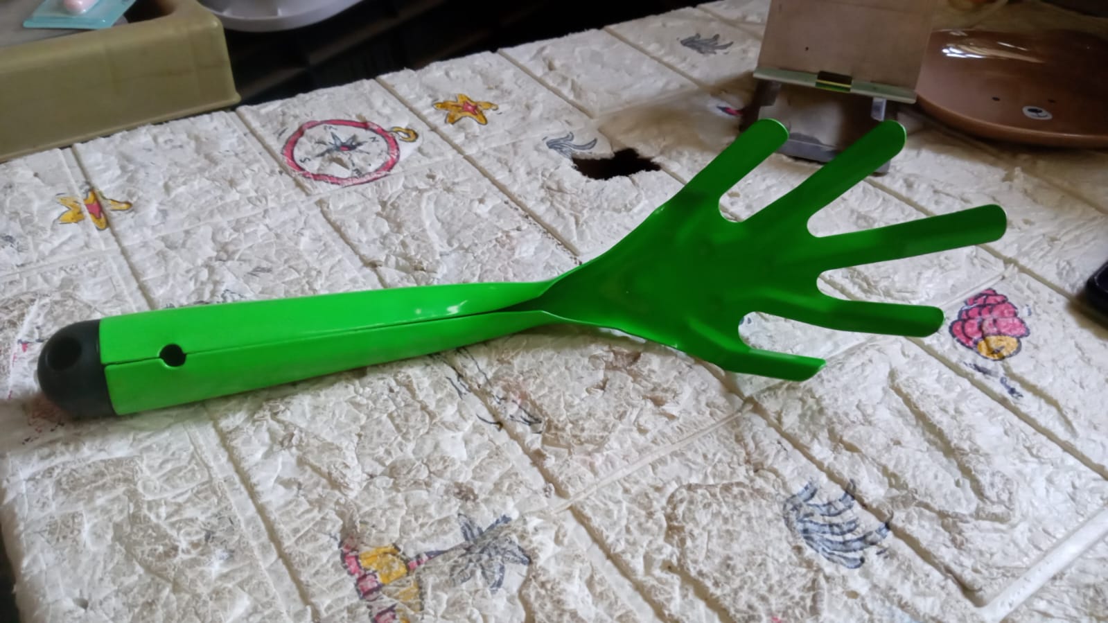 Heavy Duty Garden Tools, Gardening Metal Hand Cultivator Tools for Home Garden, Indoor and Outdoor Gardening for Plants, Agriculture, and Soil Tools (1 Pc)   - Bhavnagar Deodap