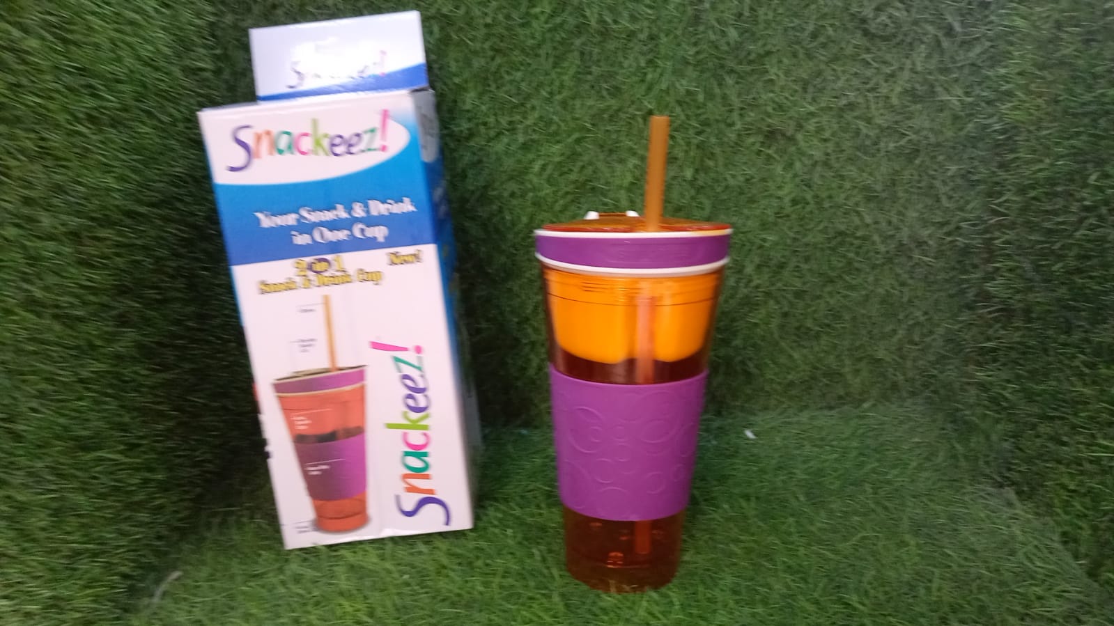 2 in 1 Snack & Drink Snackeez Travel Cup in One Container (1pc) - Bhavnagar Deodap