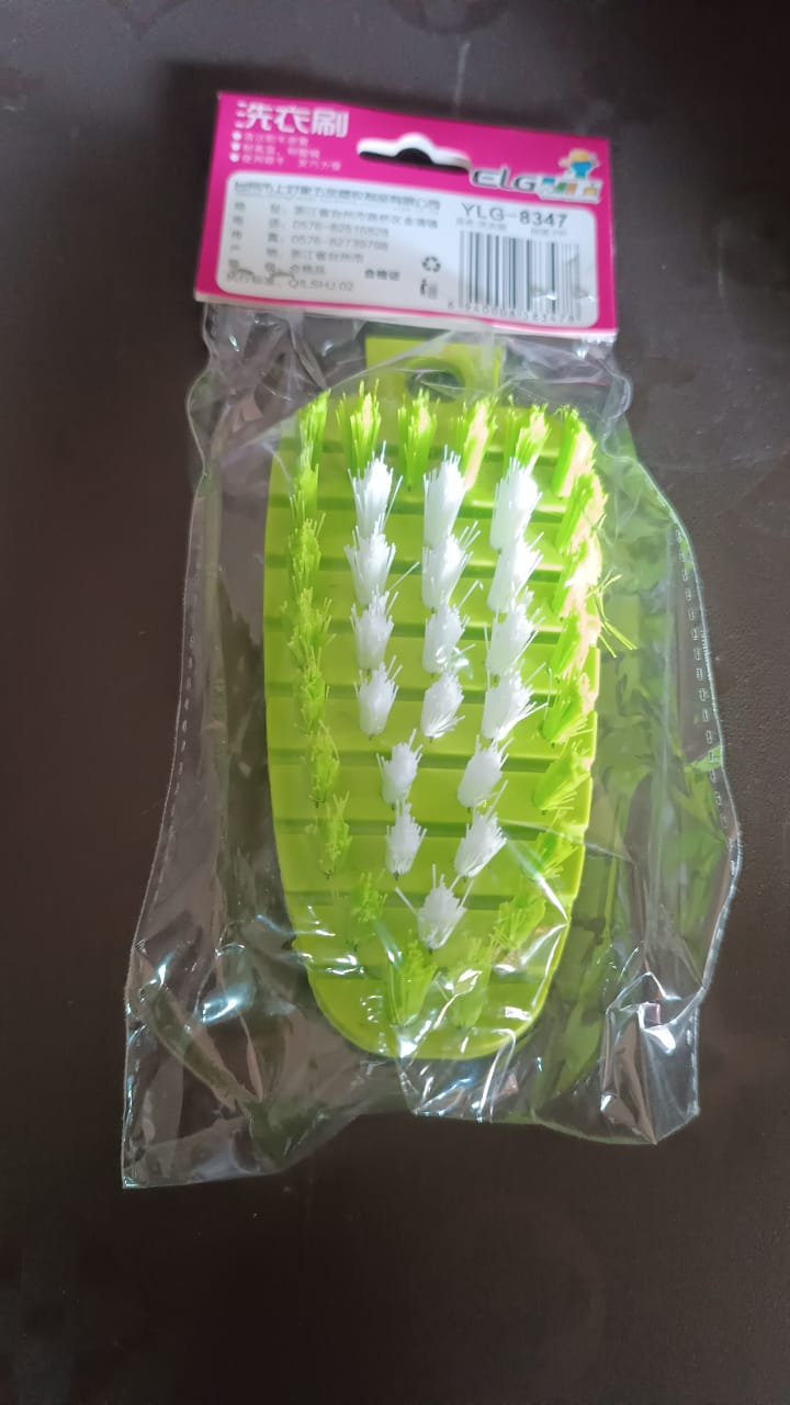 Plastic Fruit & Vegetable Brush (1 Pc) - Bhavnagar Deodap