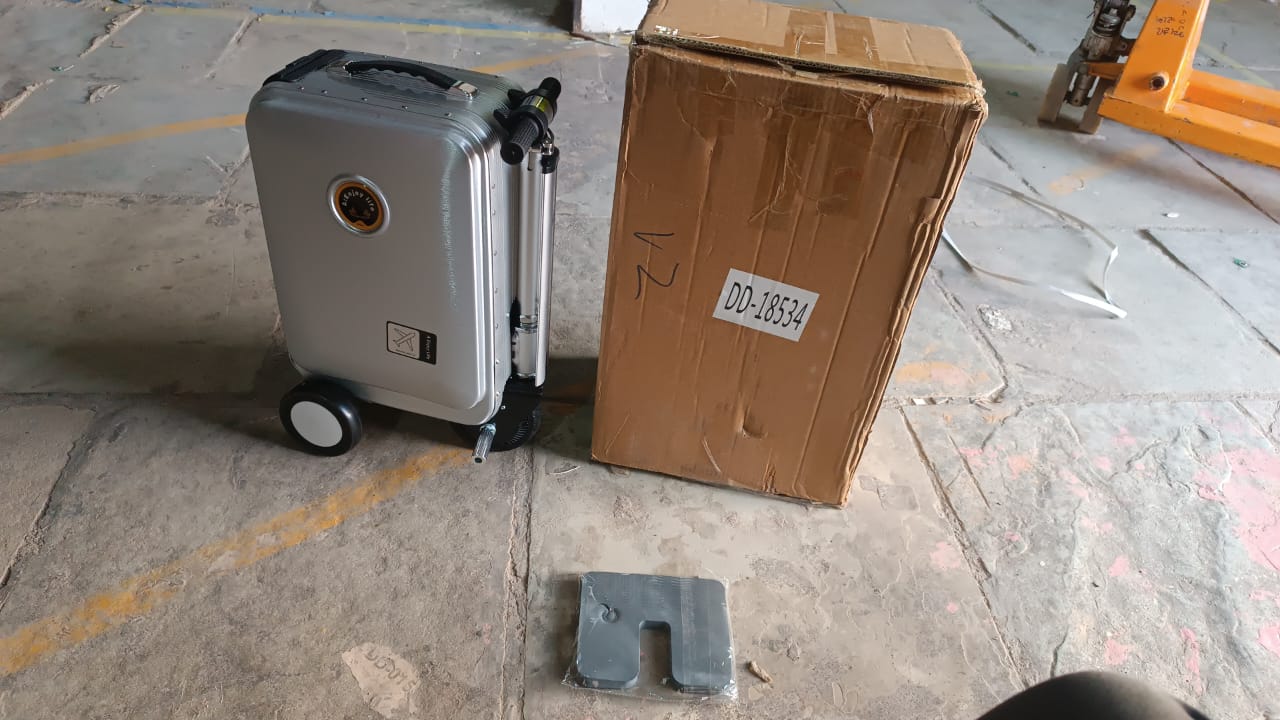 Electric suitcase smart driving luggage electric suitcase scooter with removable battery speed (1 Pc) - Bhavnagar Deodap