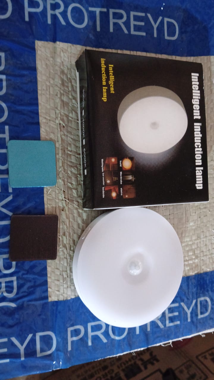 8 LED Night Lights With USB Charging & Double-Sided Adhesive Pads (1 Pc) - Bhavnagar Deodap