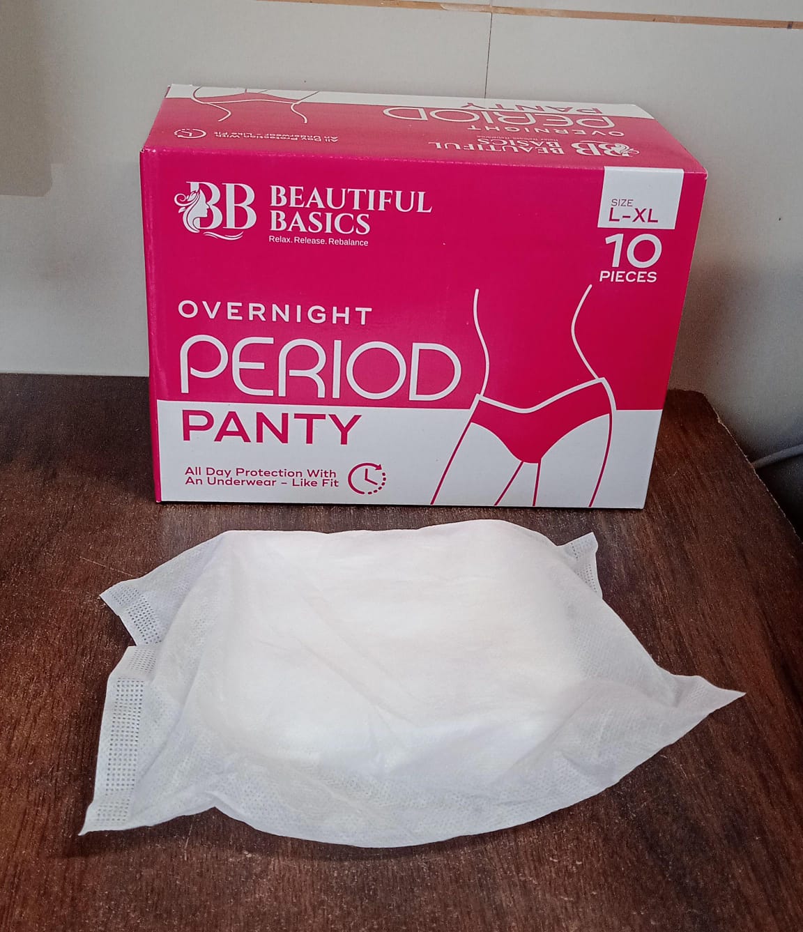 Women's Emergency Kit, Travel Kit- Includes Seamless Underwear, Pantyliner, Feminine Hygiene Sachet First Period Kit (10 Pcs) - Bhavnagar Deodap