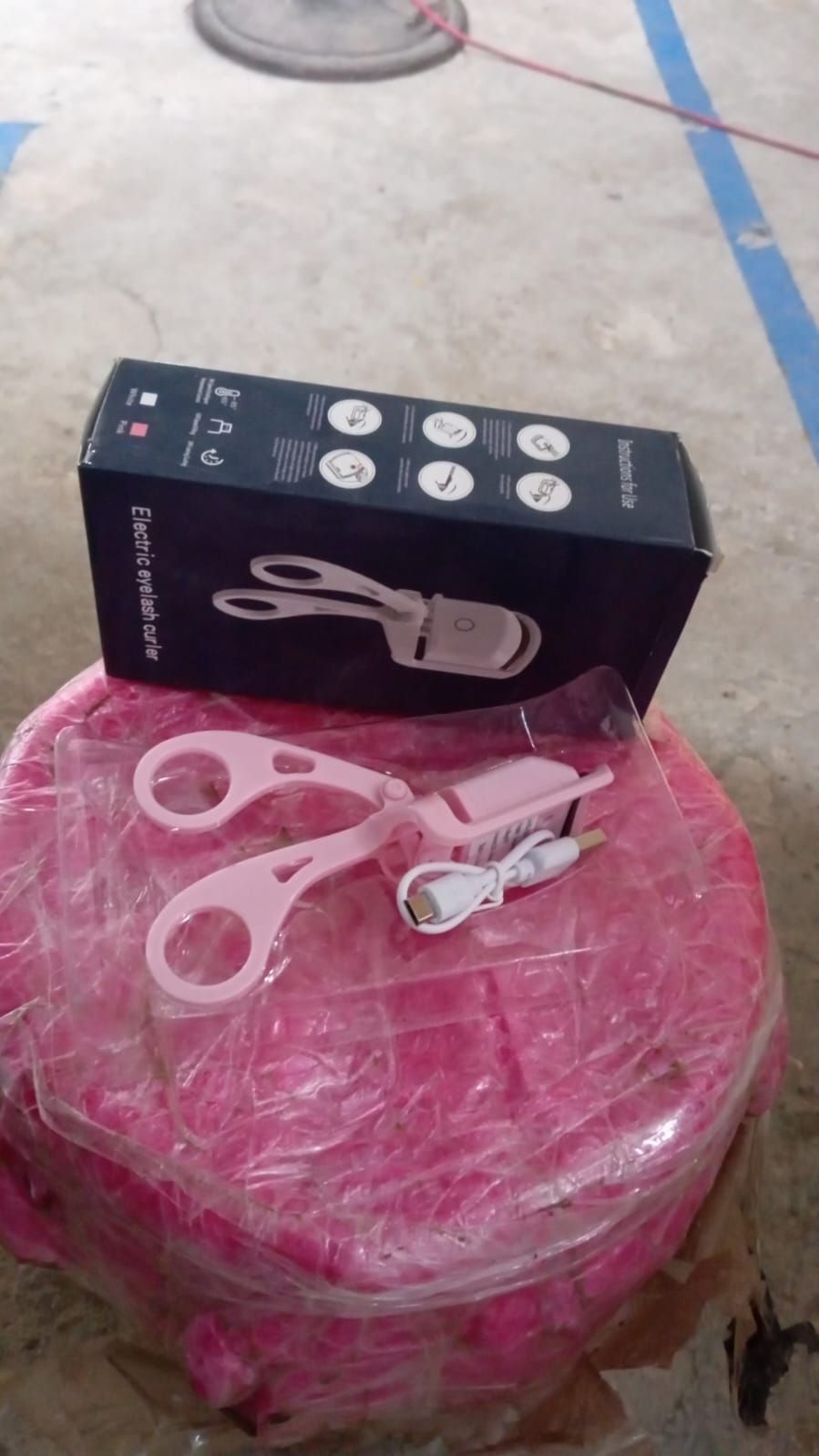 Electric Heated Eyelash Curlers (1 Pc) - Bhavnagar Deodap